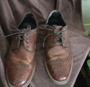Johnston & Murphy Tan Leather Derbys